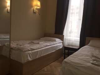 Мини-отель Hotel Nice Тбилиси Общий номер для мужчин и женщин-4